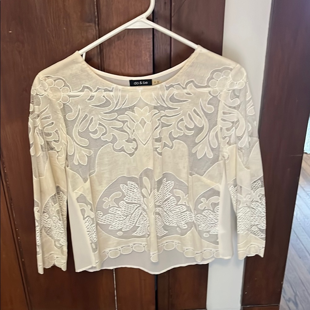 DO+BE Cream Floral Lace Blouse